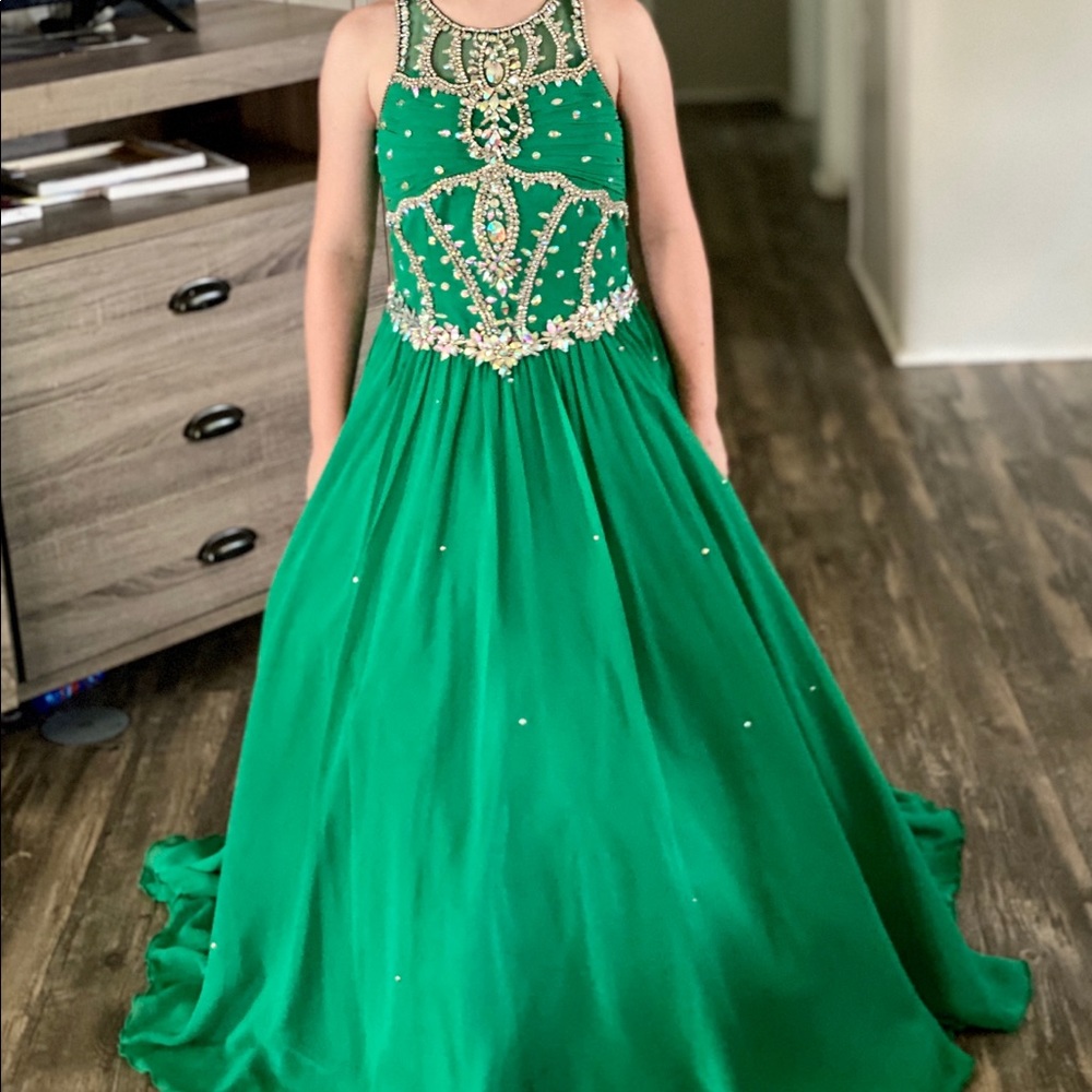 Size 10 Little Rosie Pageant Gown!
